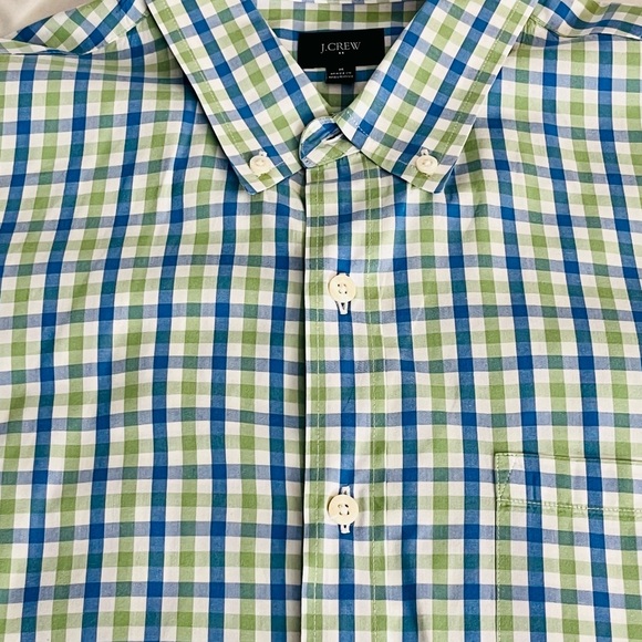 J Crew Men’s button front long sleeve shirts.  Lot of 6 slim fit size medium - Picture 5 of 7